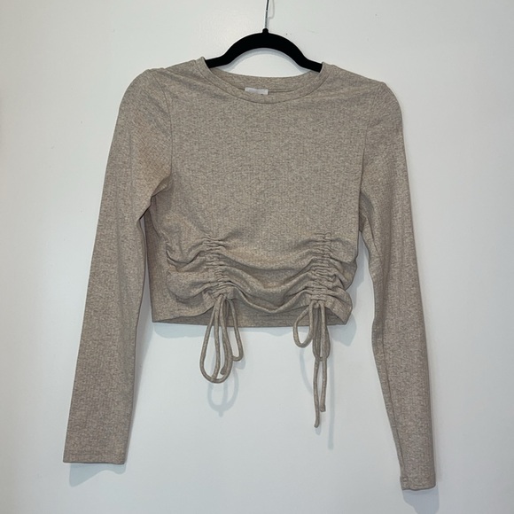 Beige Scrunched Top - Picture 2 of 2